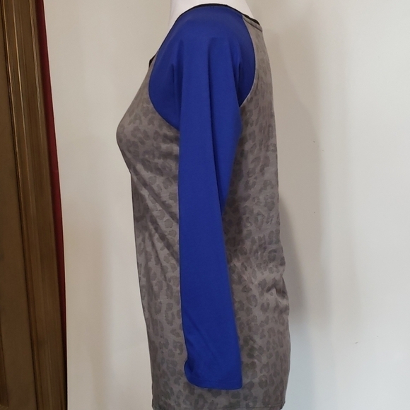 𝅺american Eagle Outfitters Cheetah Print Top NWOT - Picture 3 of 6